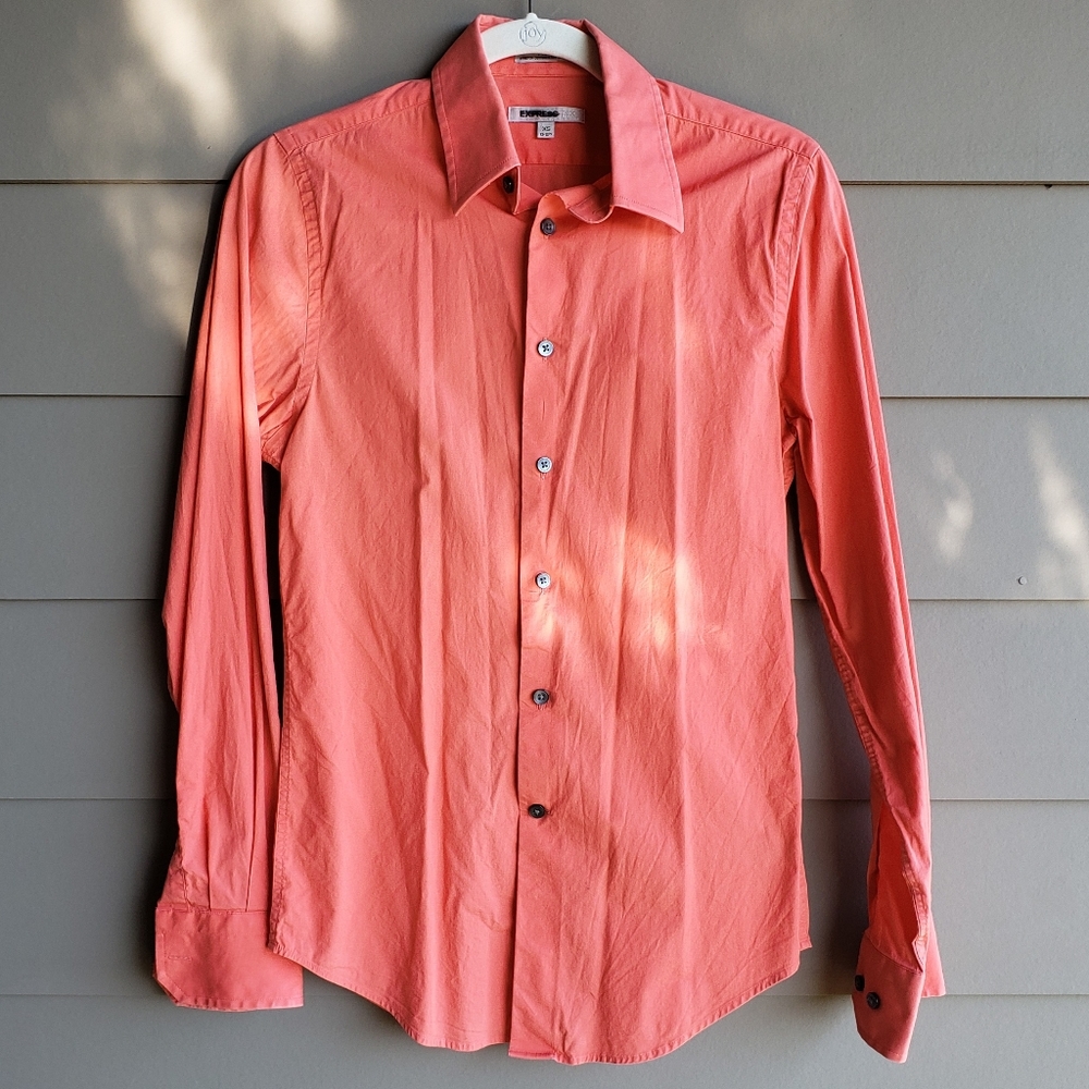 EUC Stretchy Fitted Button Down